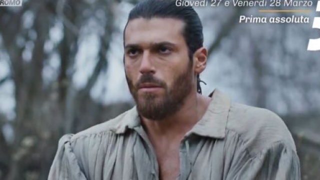 In foto Can Yaman ne Il Turco &copy; Mediaset