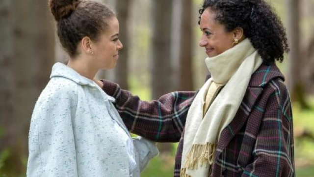 Nicole e la figlia Ana in una scena di &copy; Tempesta d'amore