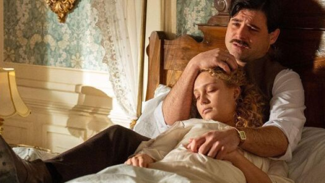 In foto Jana e Manuel de La promessa &copy; Rtve