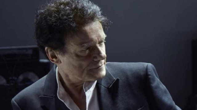 Il cantante Massimo Ranieri &copy; Instagram