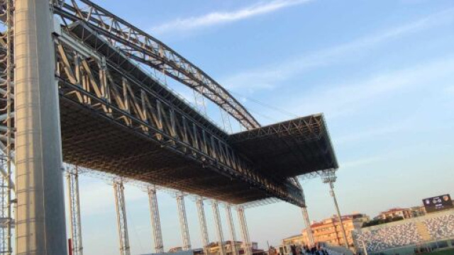 La tribuna dello Stadio Comunale "Ezio Scida" di Crotone - &copy; Francesco Trabassi