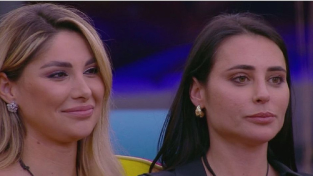 Mariavittoria e Chiara al Grande Fratello &copy; Mediaset.