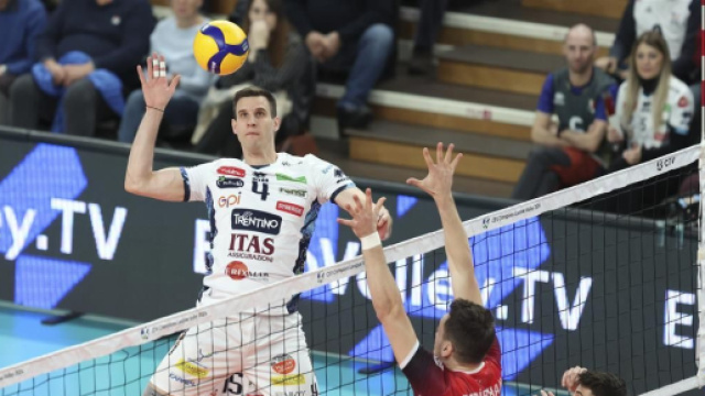 In foto Jan Kozamernik, numero 4 di Trentino Volley &copy; Pagina Facebook Ufficiale Lega Pallavolo Serie A