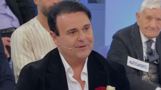 Cosimo durante una puntata di Uomini e donne &copy; Mediaset.