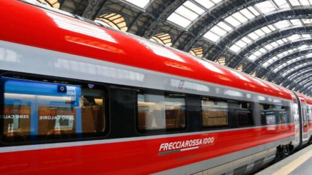 Treno frecciarossa &copy; Ferrovie dello Stato.