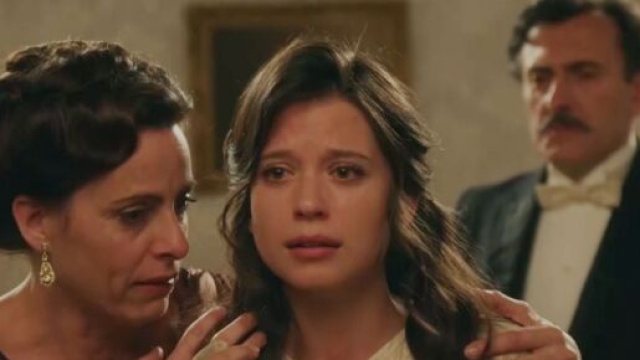 Il personaggio di Martina in una scena de La Promessa &copy; Rete 4.
