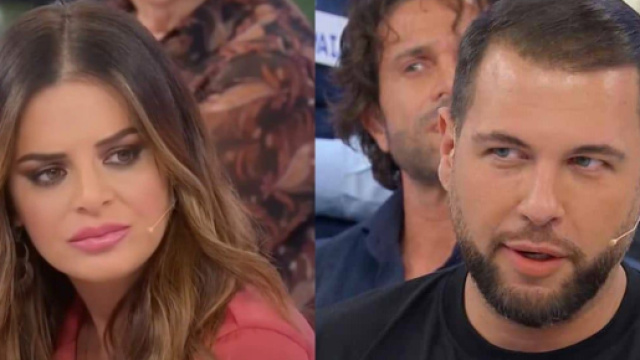 Roberta Di Padua e Alessandro Vicinanza - screenshot &copy; Canale 5.