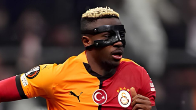 Victor Osimhen con la maglia del Galatasaray &copy; profilo Instagram victorosimhen9