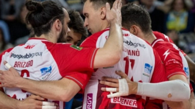 I giocatori di Piacenza Volley in esultanza &copy; Pagina Facebook Ufficiale Lega Pallavolo Serie A