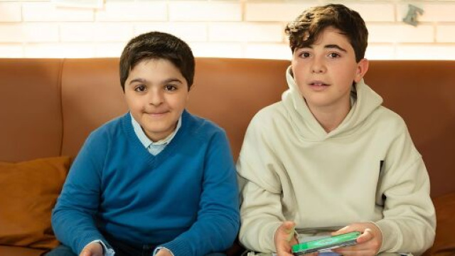 Jimmy Cirillo (Gennaro De Simone) e Camillo Cuccurullo (Lorenzo De Angelis) Ph. Giuseppe D'Anna &copy; Un posto al sole Rai.