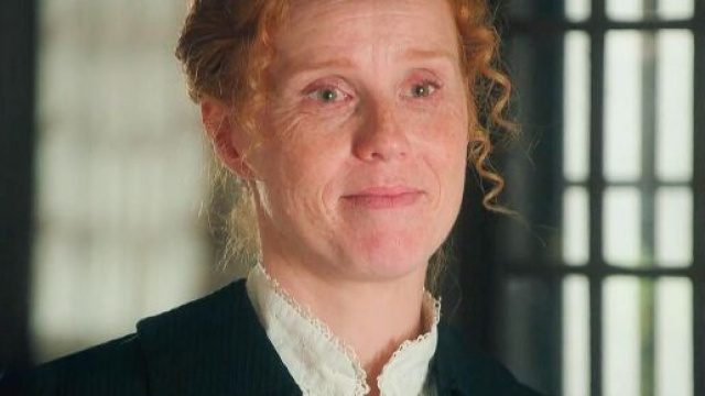 Pia de La Promessa &copy; screenshot Canale 5.