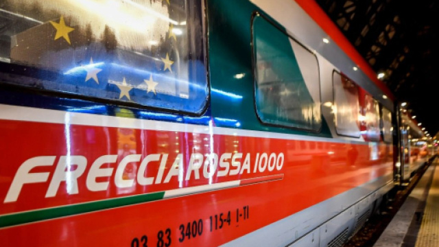 Treno Frecciarossa 1000 - &copy; Ferrovie dello Stato.