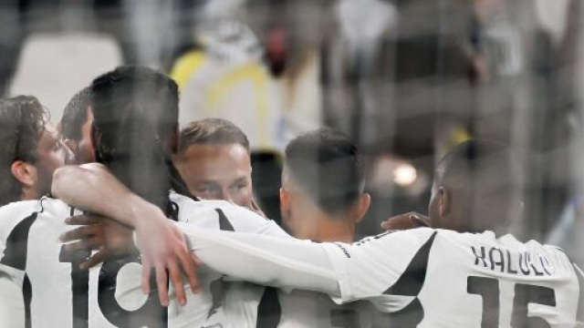 La Juventus esulta dopo un gol &copy; X