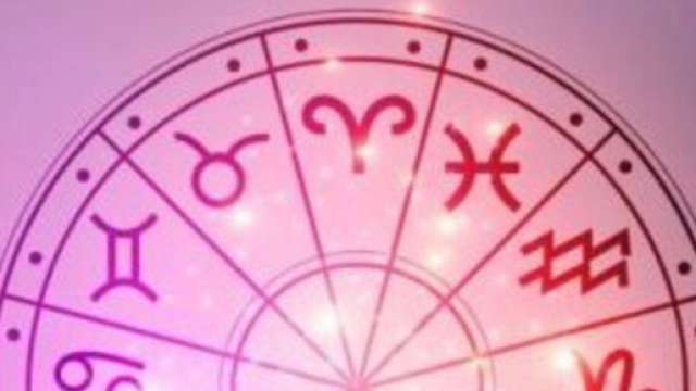 Ruota segni zodiacali foto da &copy; Pixabay.