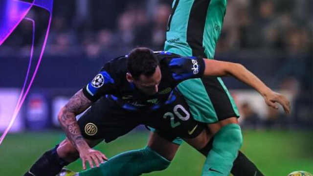 &Ccedil;alhanoğlu in azione foto &copy; profilo Facebook