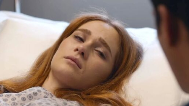 Selin in Tradimento &copy; Mediaset