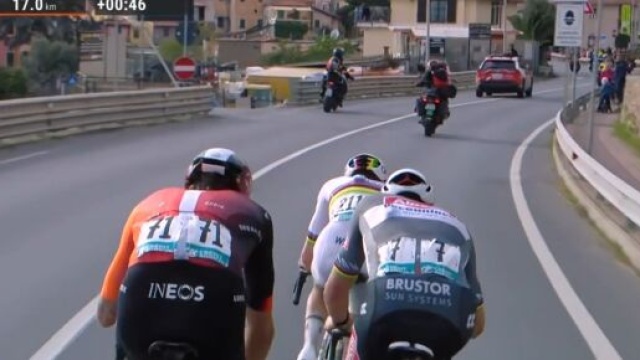 Tadej Pogačar alla Milano-Sanremo - &copy; Screenshot Eurosport.