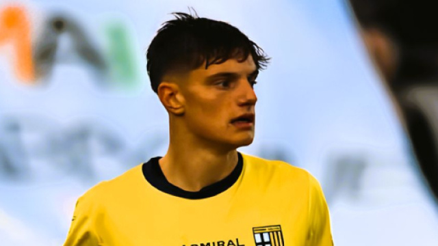 Giovanni Leoni con la maglia del Parma &copy; profilo Instagram giovannileonii