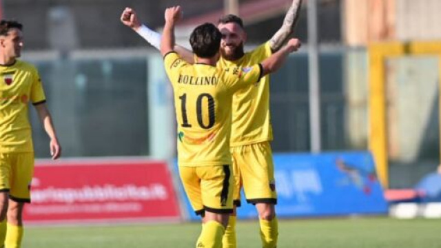 I calciatori della Nocerina che esultano - Foto &copy; Nocerina calcio