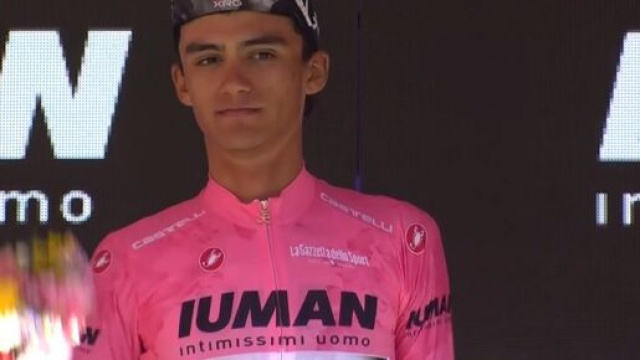 Isaac Del Toro &egrave; la maglia rosa del Giro d'Italia - &copy; Screenshot Eurosport
