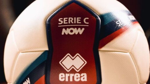 Il pallone ufficiale della Lega Pro - &copy; Fonte Lega Pro