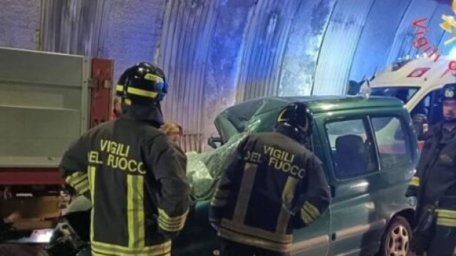 Incidente stradale sulla SS 280 - &copy; Vigili del Fuoco