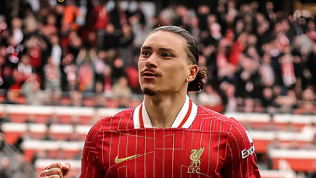 Darwin N&uacute;&ntilde;ez con la maglia del Liverpool &copy; profilo Instagram darwin_n9