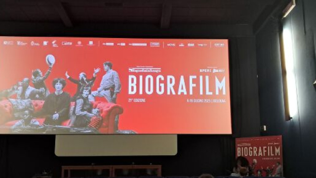 Schermo del Cinema Lumi&egrave;re con la scritta Biografilm &ndash; &copy; Katia Di Luna.