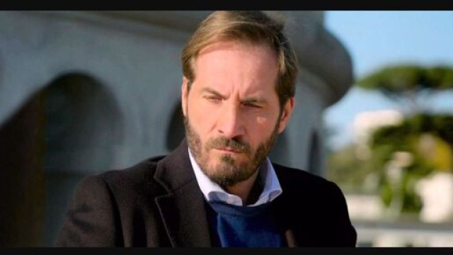 Alberto Palladini in una scena di Un posto al sole &copy; Rai 3.