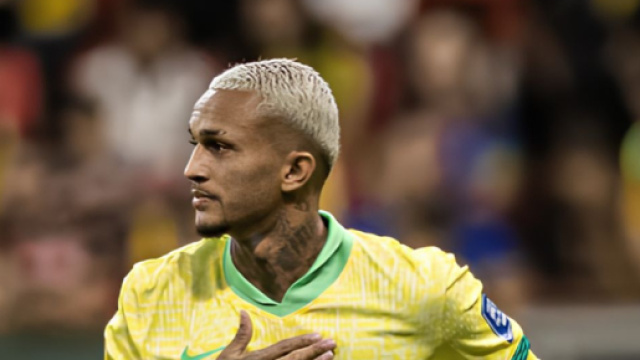 Wesley con la maglia del Brasile &copy; Instagram