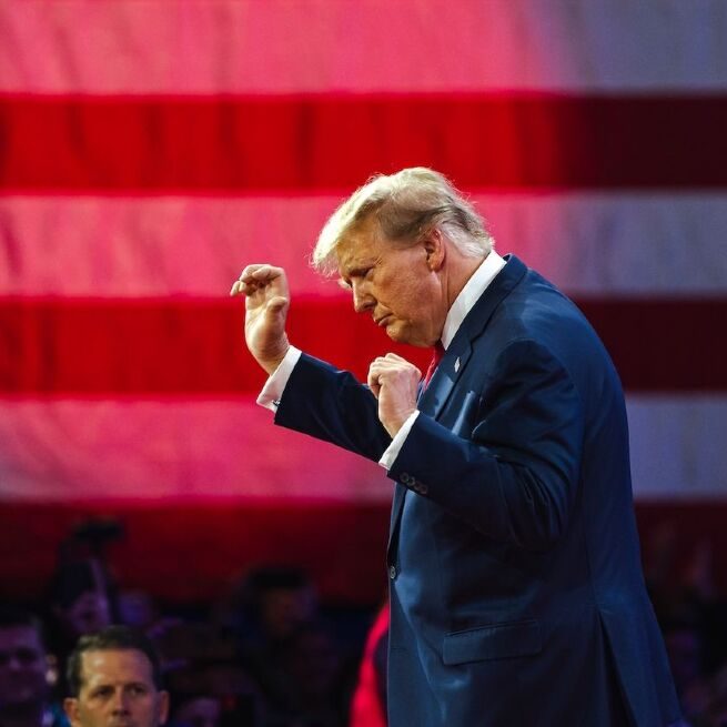 Donald Trump parla al CPAC nel febbraio del 2024. &copy; Shutterstock