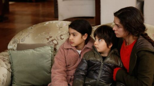Bahar, Doruk e Nisan de La forza di una donna &ndash; Screenshot &copy; Canale 5.