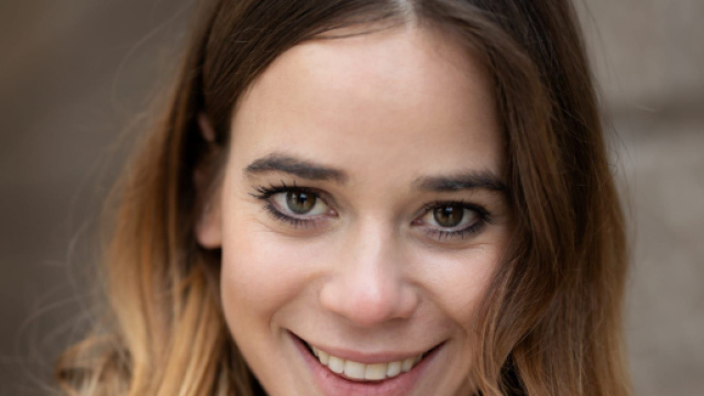 Chiara Petrone &ndash; Un posto al sole &copy;.