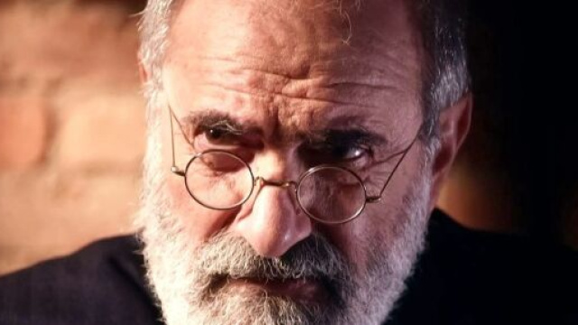 Don Romulo in una scena di La Promessa. &copy; Immagine Mediaset