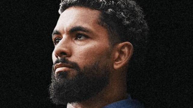 Douglas Luiz in un'immagine promozionale &copy; Juventus FC