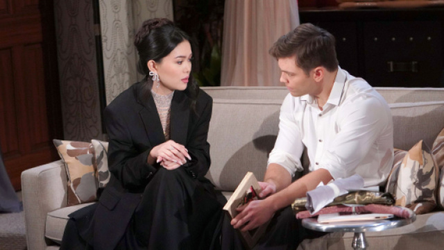 Lisa Yamada e Joshua Hoffman nei panni di Luna Nozawa e R.J. Forrester &ndash; &copy; Immagine Mediaset.