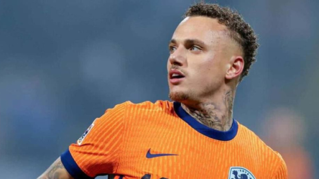 Lang in campo profilo Facebook &copy;