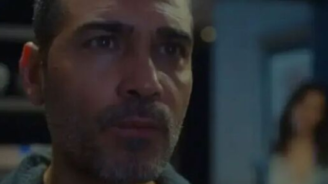 Nella foto, Sarp de La forza di una donna &ndash; Screenshot &copy; Canale 5.
