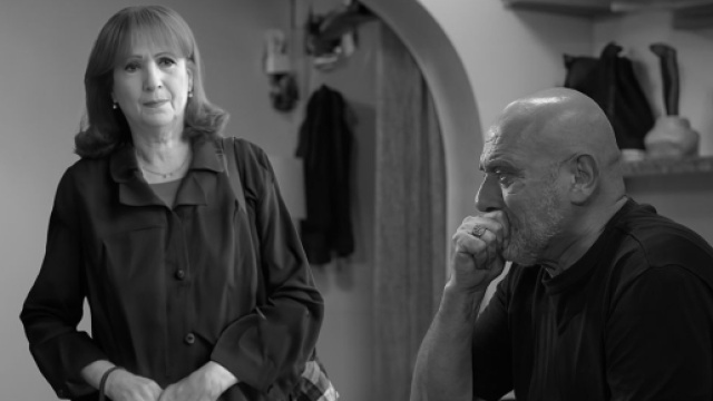 Giulia Poggi (Marina Tagliaferri) e Luca De Santis (Luigi Di Fiore) &copy; Un Posto al Sole Rai.png