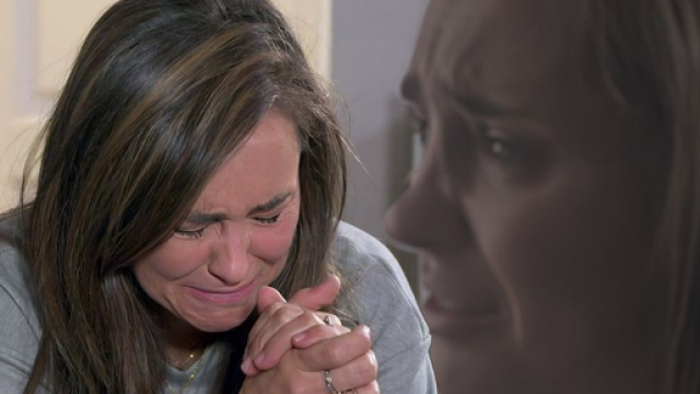 Viola Bruni (Ilenia Lazzarin) &copy; Un Posto al Sole Rai