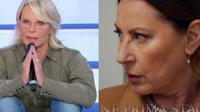 In foto Maria De Filippi e Guzide in Tradimento &copy; Mediaset