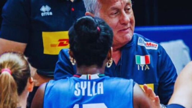 Italia femminile Volley &copy; Pagina Facebook ufficiale della Federazione Italiana Pallavolo