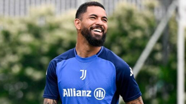 Douglas Luiz, centrocampista della Juventus. Foto &copy; Juventus FC
