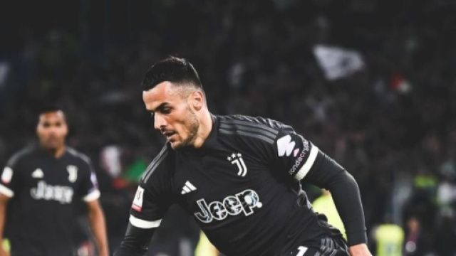 Filip Kostic (Foto &copy; Instagram Juventus)