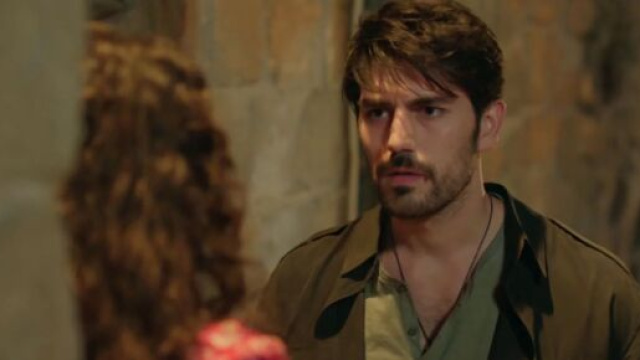 Aslan in una scena di Hercai &copy;️ Real Time.