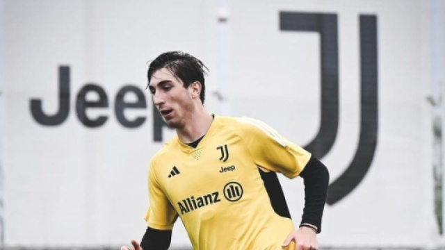 Fabio Miretti in allenamento (&copy; Instagram)