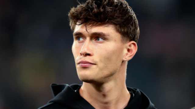 Il difensore Nicol&ograve; Savona &copy; Instagram