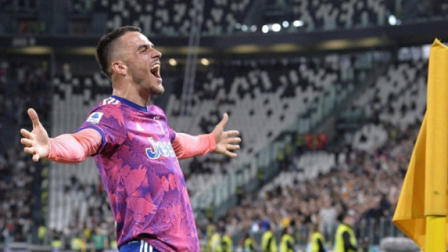 Filip Kostic - Profilo &copy; Instagram Kostic