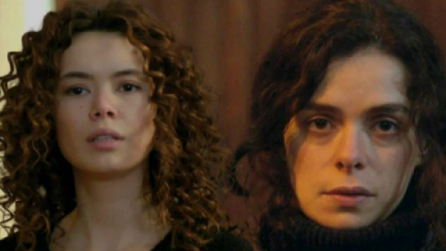 Sirin e Bahar in una scena de La forza di una donna &copy; Mediaset.