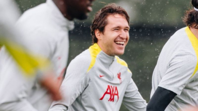 Federico Chiesa in allenamento &copy; Liverpool FC
